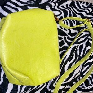 All eyez on me -lime green purse